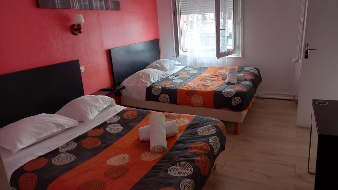 Hotellerie Normande Dozule Bagian luar foto