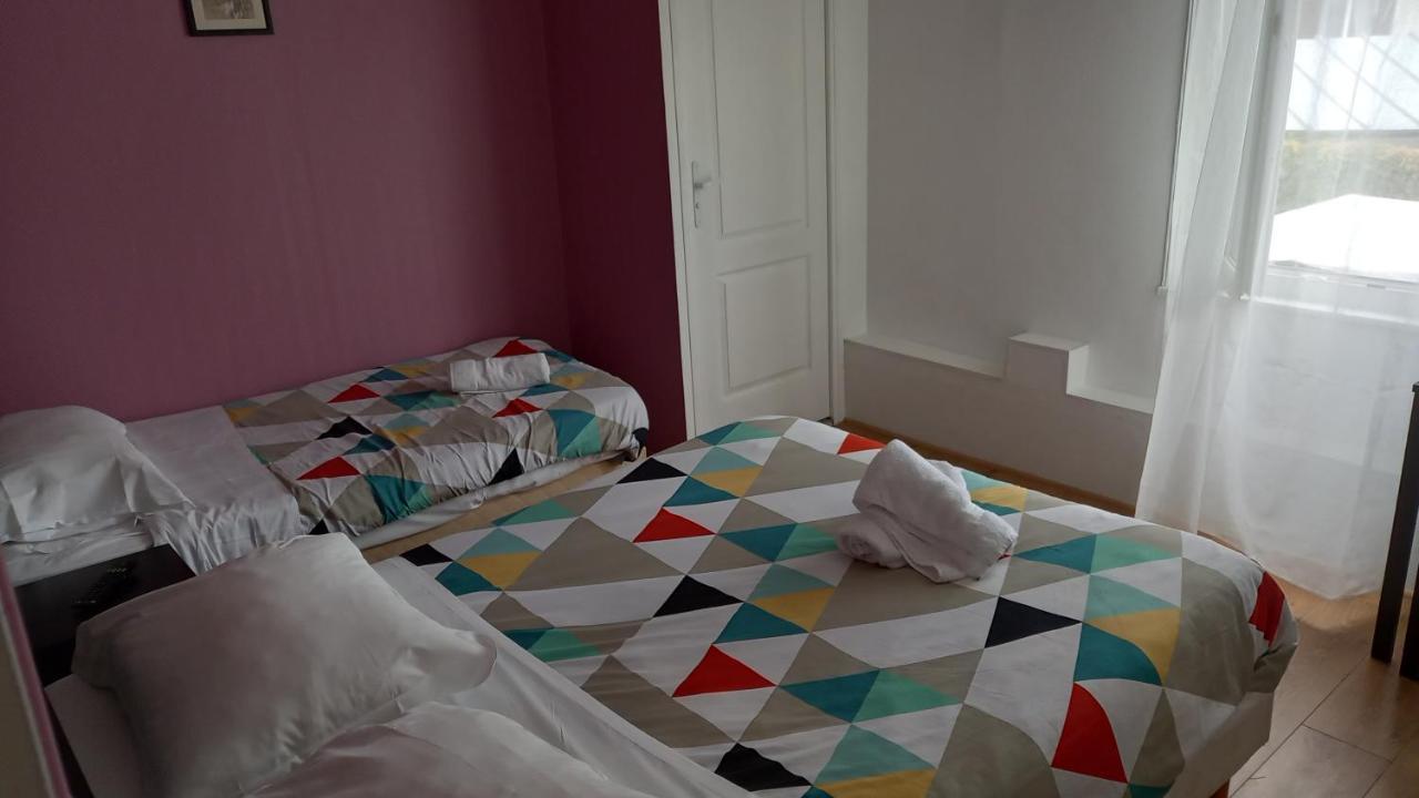 Hotellerie Normande Dozule Bagian luar foto
